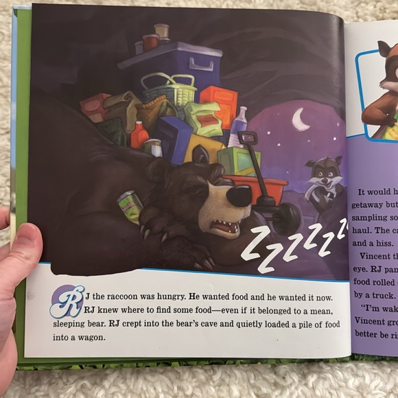 📚3/$10📚Dreamworks Over the Hedge Meet the neighbors, hardcover, 2006 - Picture 4 of 5